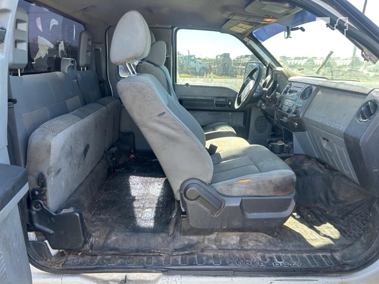 2015-ford-f250-sd-image-7