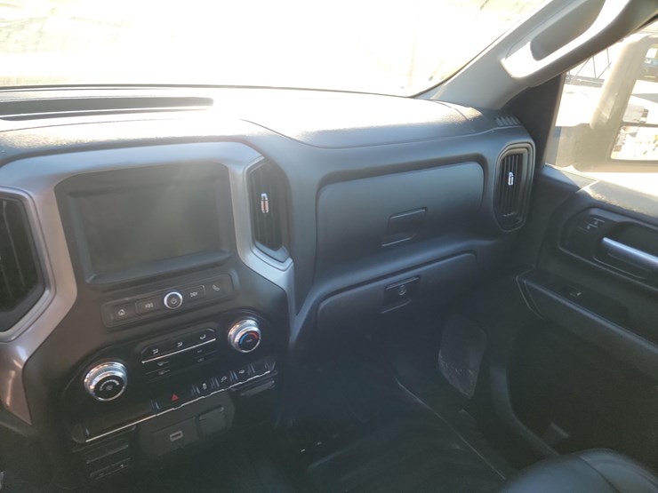 2020-gmc-3500-image-12