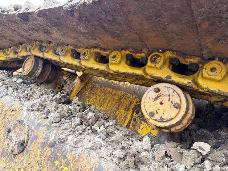 2021-komatsu-d51pxi-24-image-10