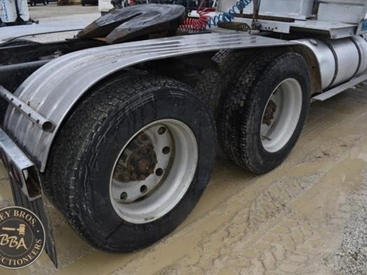 1982-kenworth-w900-image-17