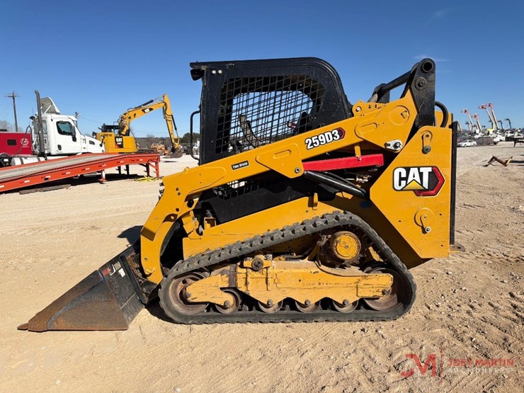 2021-caterpillar-259d3-image-6
