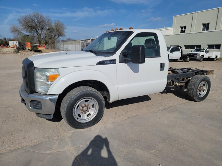 2016-ford-f350-image-2
