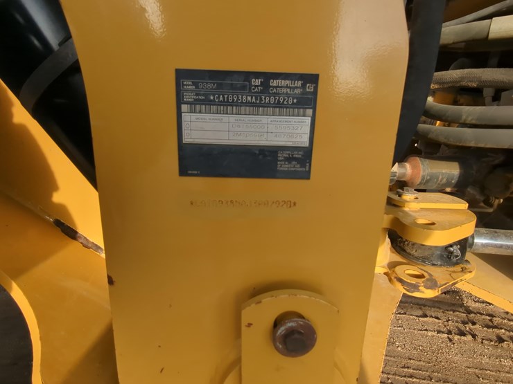 2019-caterpillar-938m-image-6