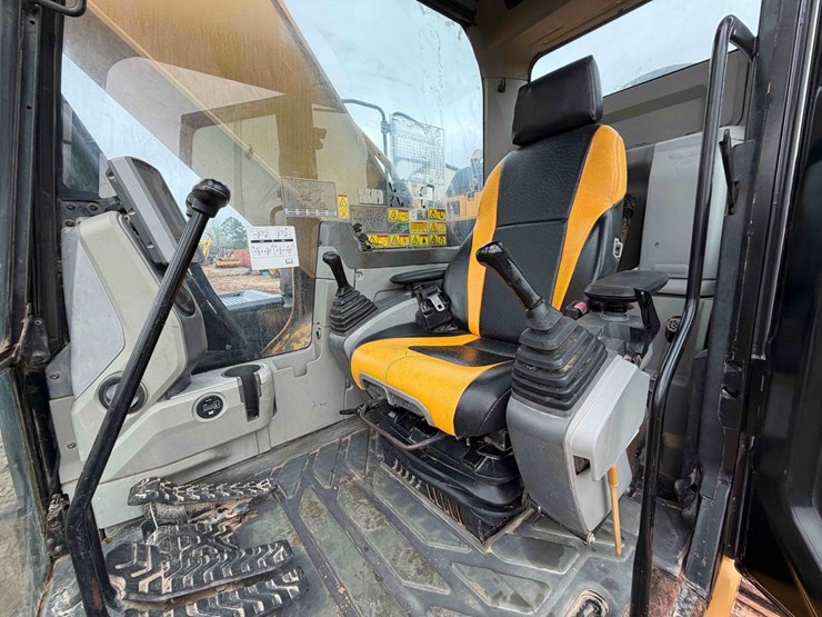 caterpillar-336el-image-28