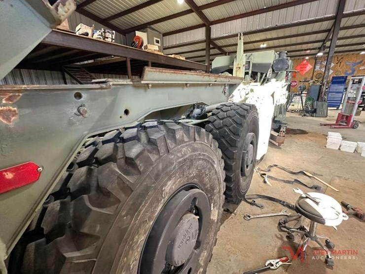 2010-caterpillar-c15-image-13