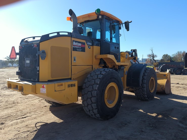 2023-deere-644p-image-4