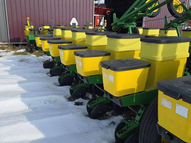 john-deere-1770-image-22