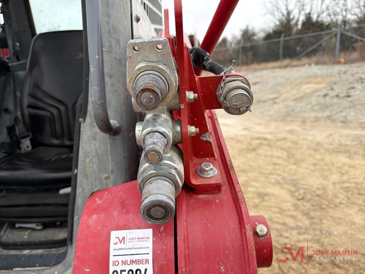 takeuchi-tl8r2-image-10