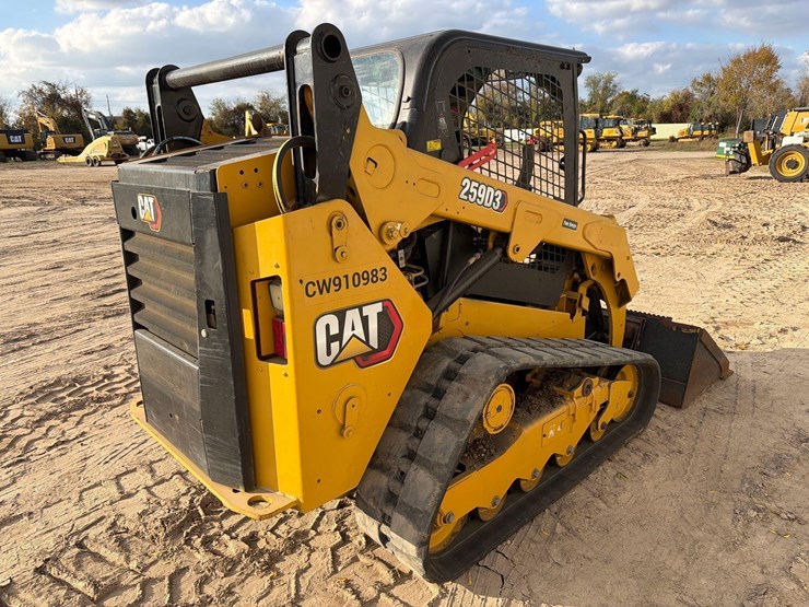 2021-caterpillar-259d3-image-4