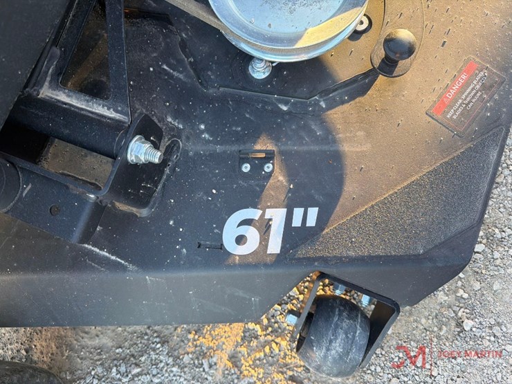 new/unused-yakta-yxr410-61"-zero-turn-mower-image-5