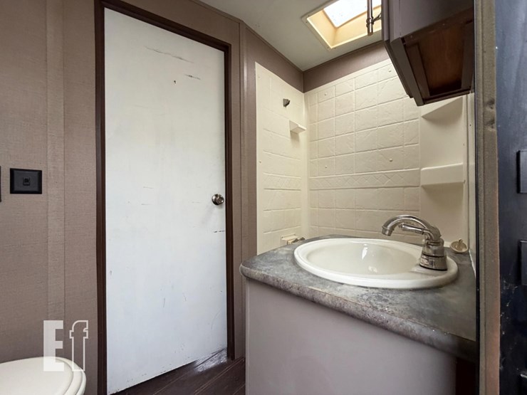 2014-keystone-rv-co-cougar-x-lite-31sqb-image-7