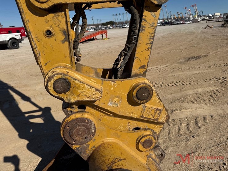 2019-caterpillar-315fl-image-10