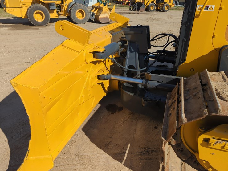 2018-deere-850k-lgp-image-4