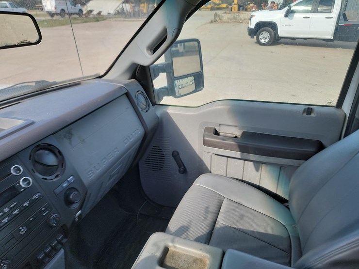 2016-ford-f350-image-10