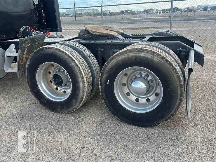 2006-kenworth-w900-image-7