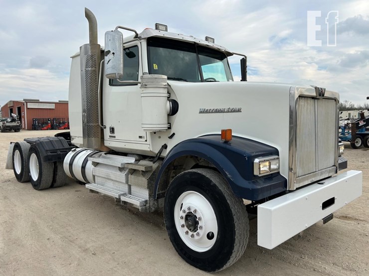 2014-western-star-4900-image-3