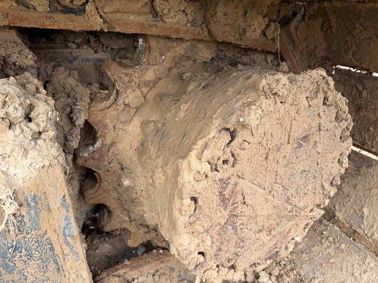 2021-komatsu-pc210-lc-11-image-9