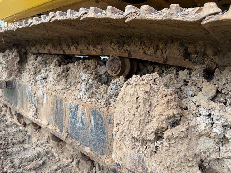 2021-komatsu-pc210-lc-11-image-10