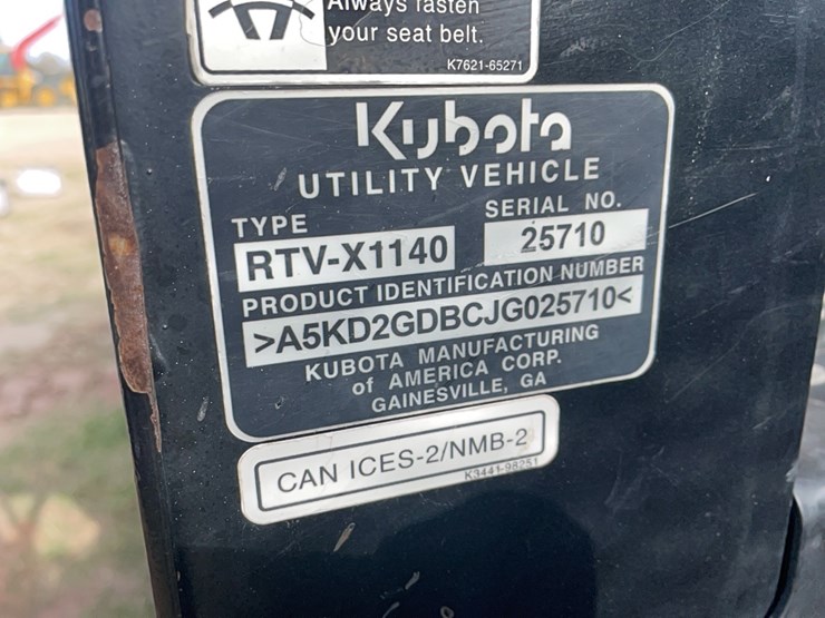 2019-kubota-rtvx1140-image-15