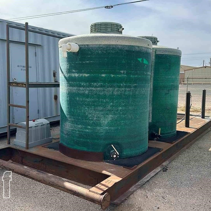 SKIDDED WASTE WATER FIBERGLASS TANKS