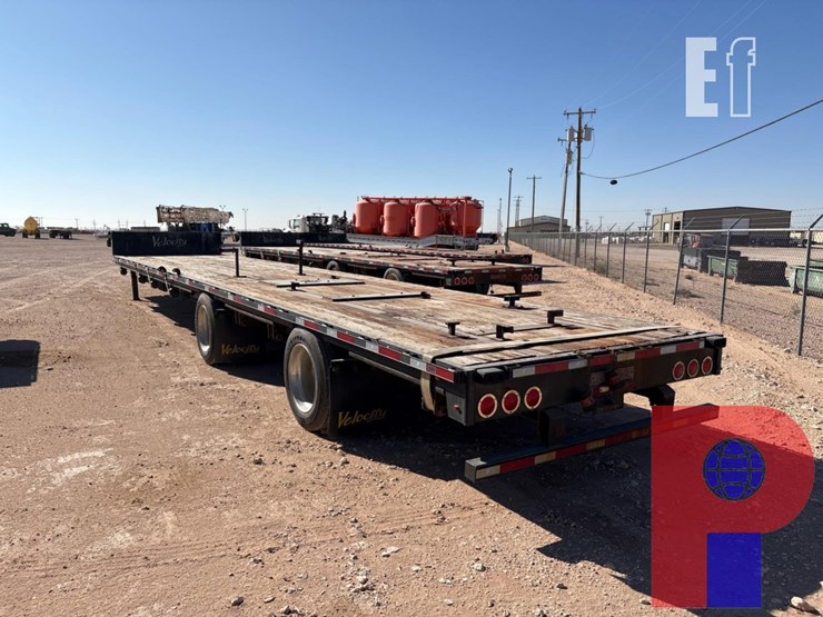 2012-fontaine-step-deck-image-7