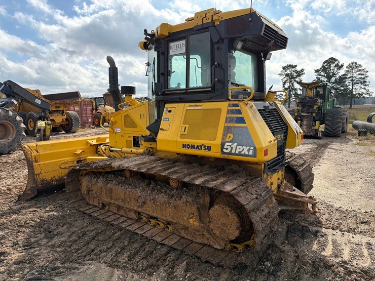 2021-komatsu-d51pxi-24-image-6