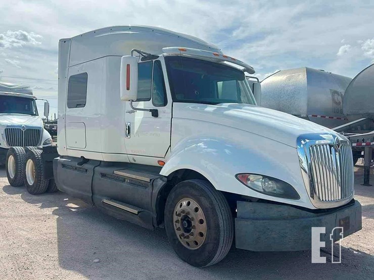 2014-international-prostar-image-4