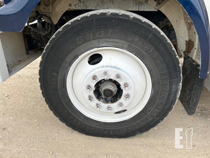 2014-western-star-4900-image-10