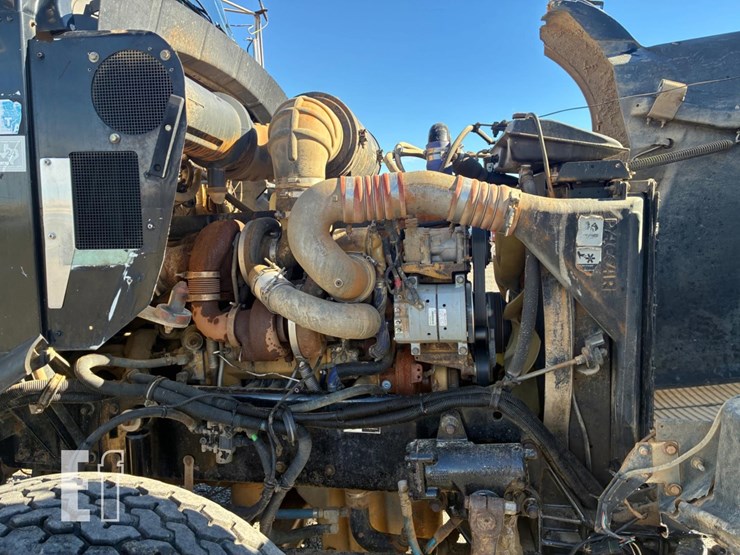 2005-kenworth-t800-image-8