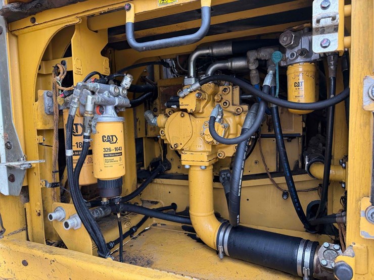 caterpillar-336el-image-22