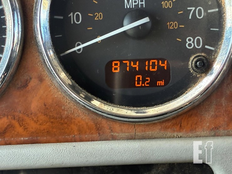 2007-peterbilt-385-image-11