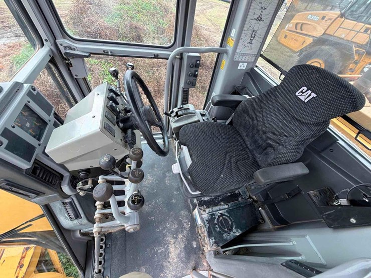 2017-caterpillar-140k-image-21