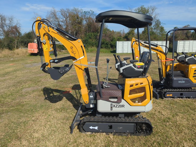 new-cfg-xz20r-hydraulic-excavator-image-1