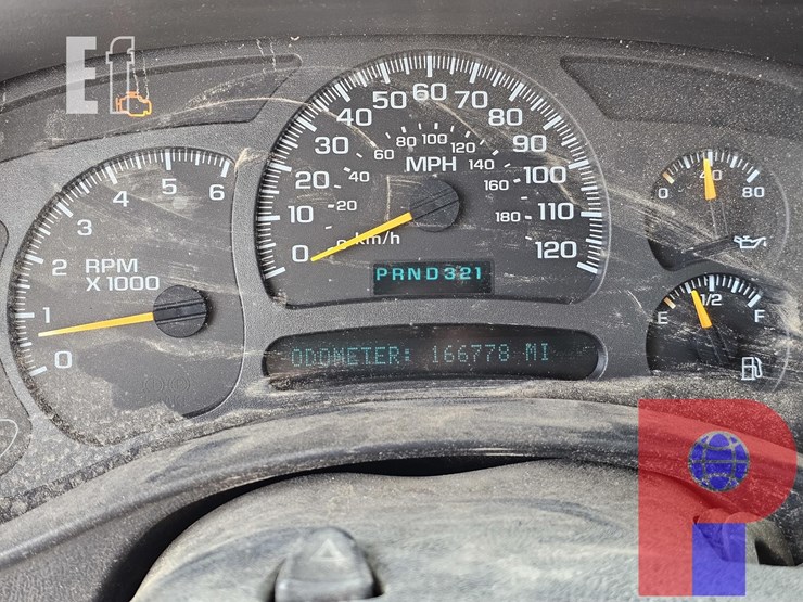 2004-chevrolet-silverado-2500hd-image-16