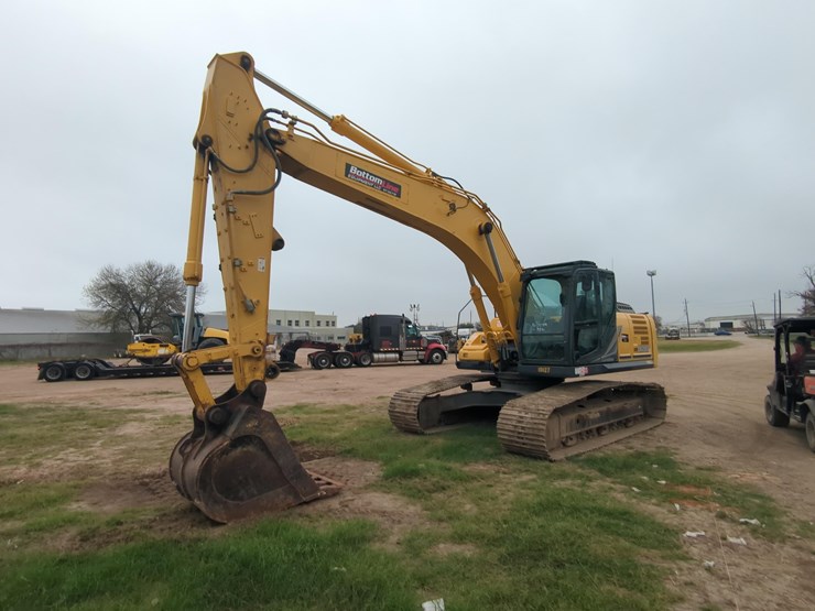 2022-kobelco-sk260-lc-image-2