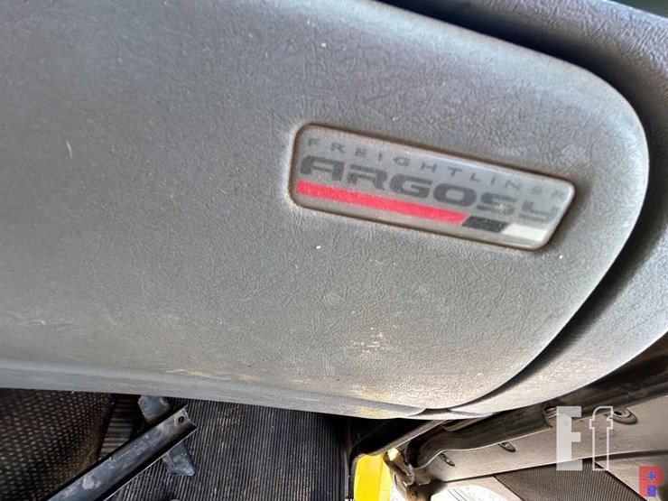 2002-freightliner-argosy-image-4