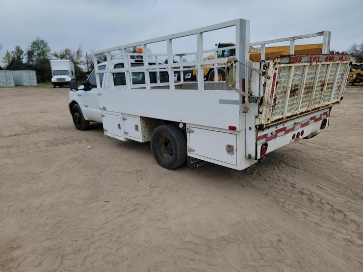 2006-ford-f350-image-5