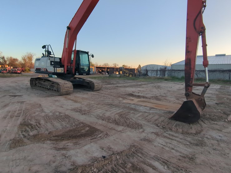 2023-link-belt-250-x4-image-3