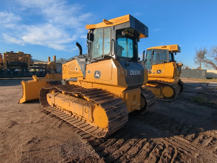 2020-deere-750l-lgp-image-5