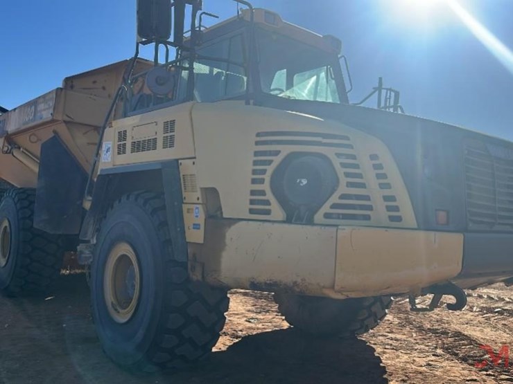 2019-komatsu-hm400-5-image-3