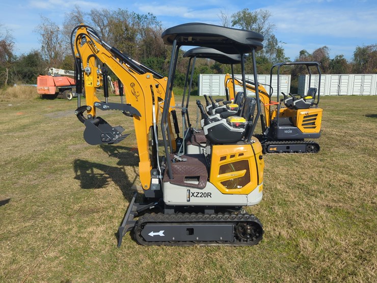 new-cfg-xz20r-hydraulic-excavator-image-1