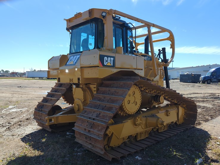 caterpillar-d6t-lgp-image-4