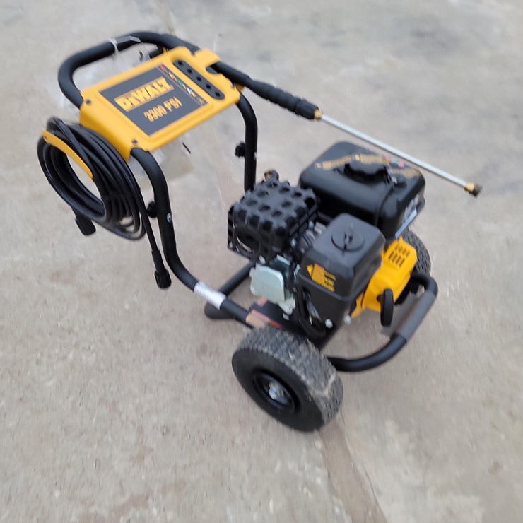 NEW DEWALT DXPW3300 3300PSI PRESSURE WASHER