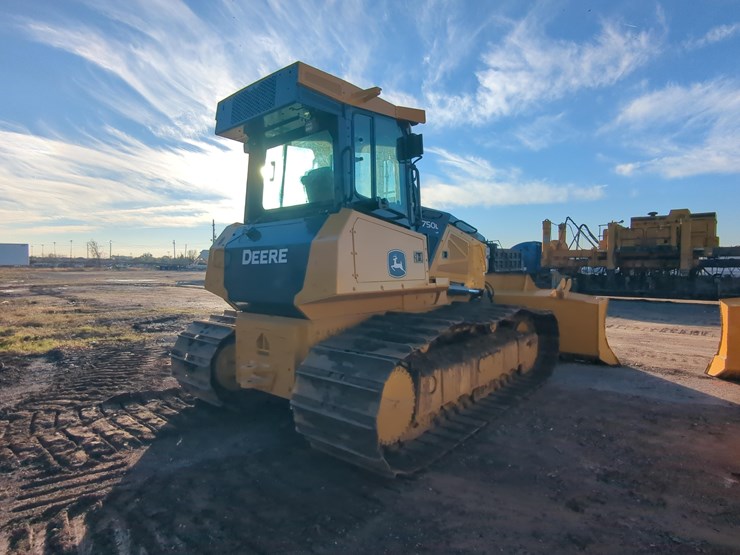 2020-deere-750l-lgp-image-4