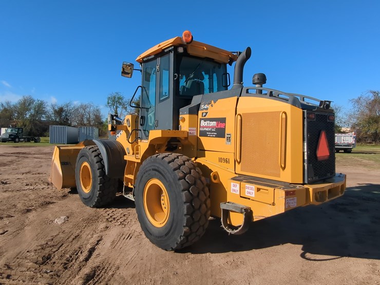 2023-deere-544p-image-5