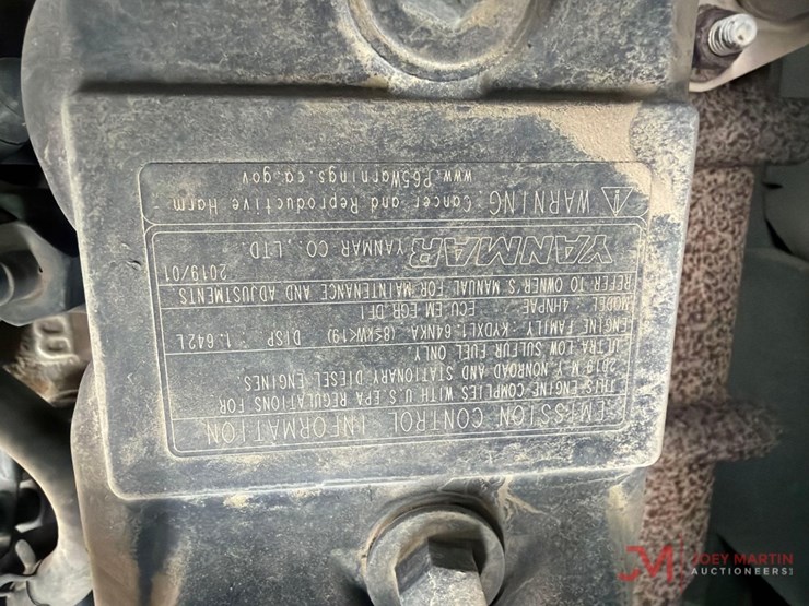 takeuchi-tb230-image-17