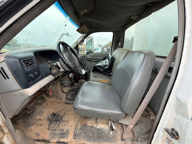 2000-ford-2000-image-11