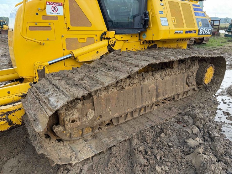 2021-komatsu-d61pxi-24-image-8