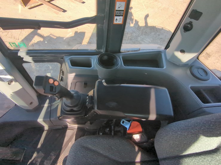 2023-deere-644p-image-14