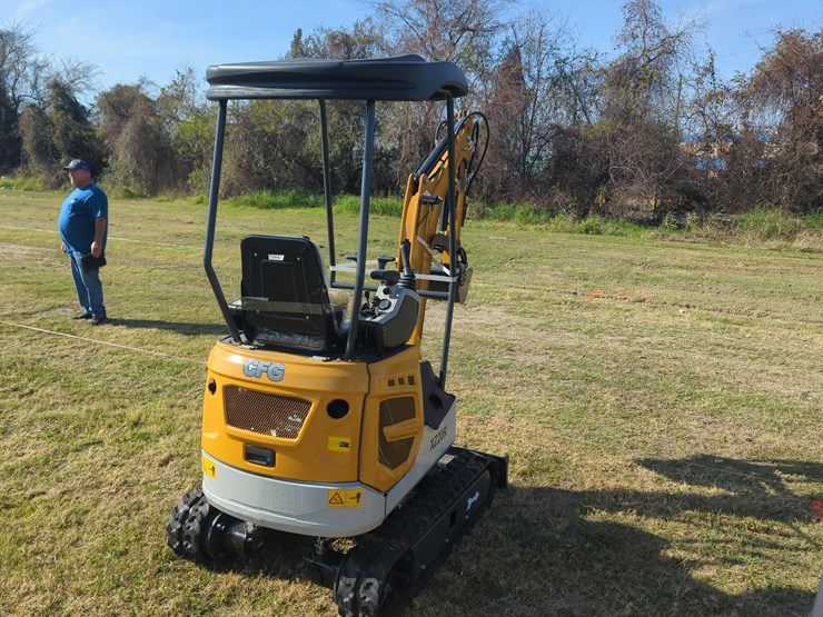 new-cfg-xz20r-hydraulic-excavator-image-4